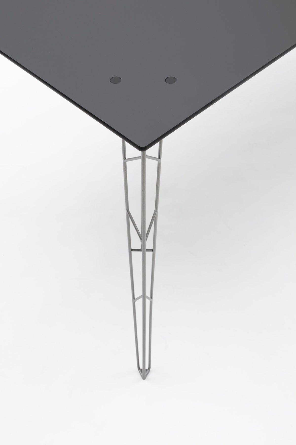 KOSMOS – Tables