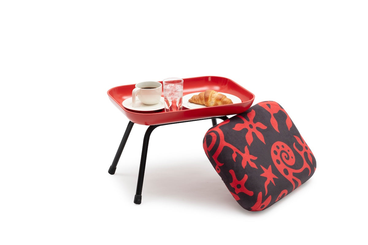 4U – Footstool / tray