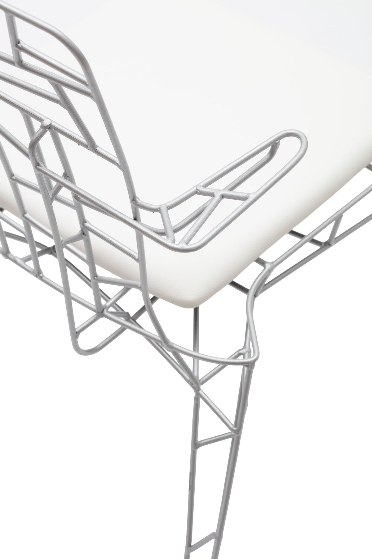 KOSMOS – Stackable chair