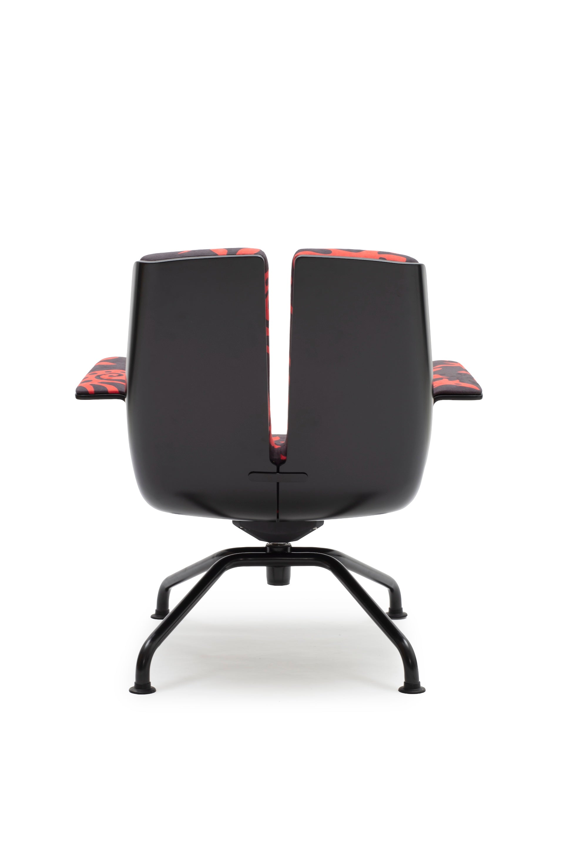 U&I – Lounge chair
